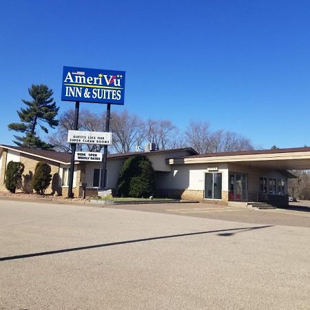 Amerivu Inn & Suites О-Клер Екстер'єр фото